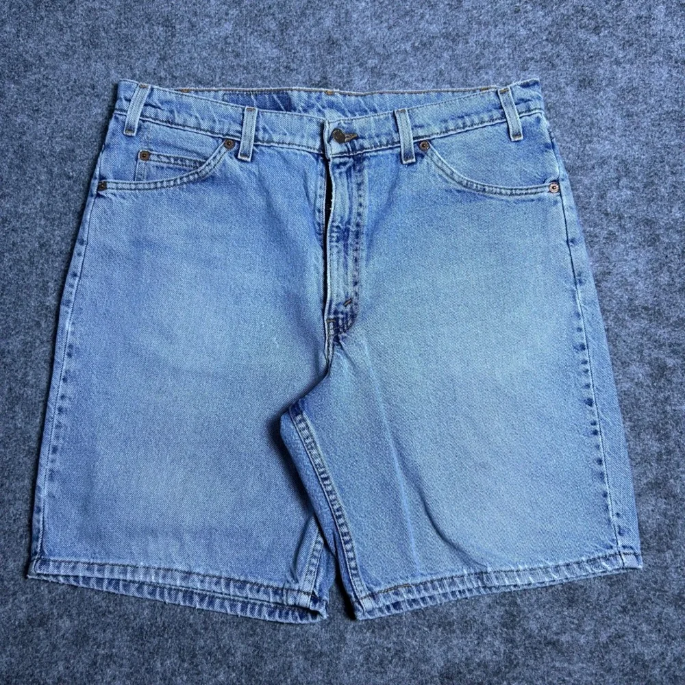 Levis 550 Relaxed Fit Denim Shorts Light Wash Skater Baggy Vintage Size 36